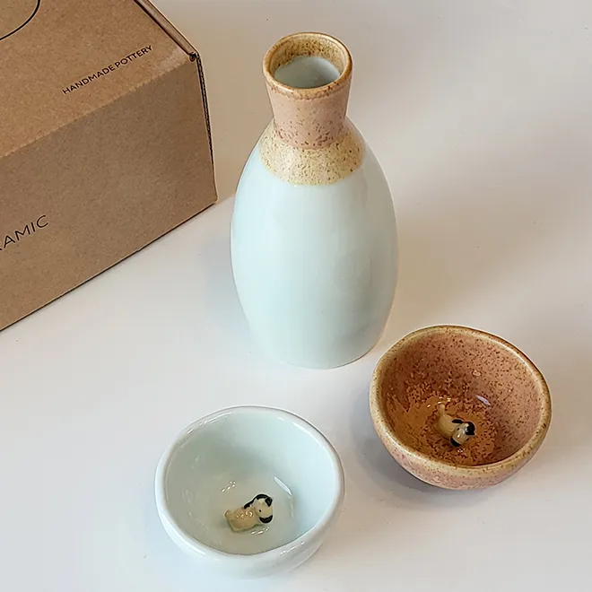 [SMART DIRECT] Horse Flask & Glass Set