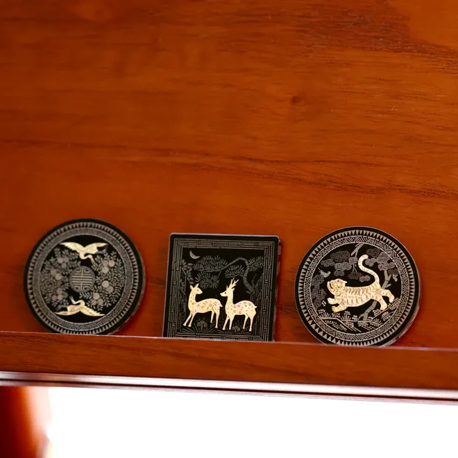 [SMART DIRECT] Lacquerware Inlaid With Mother Of Pearl Magnet